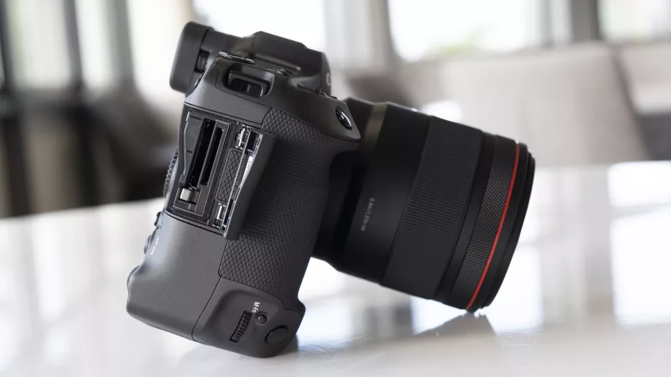 Canon EOS R3 review - Design