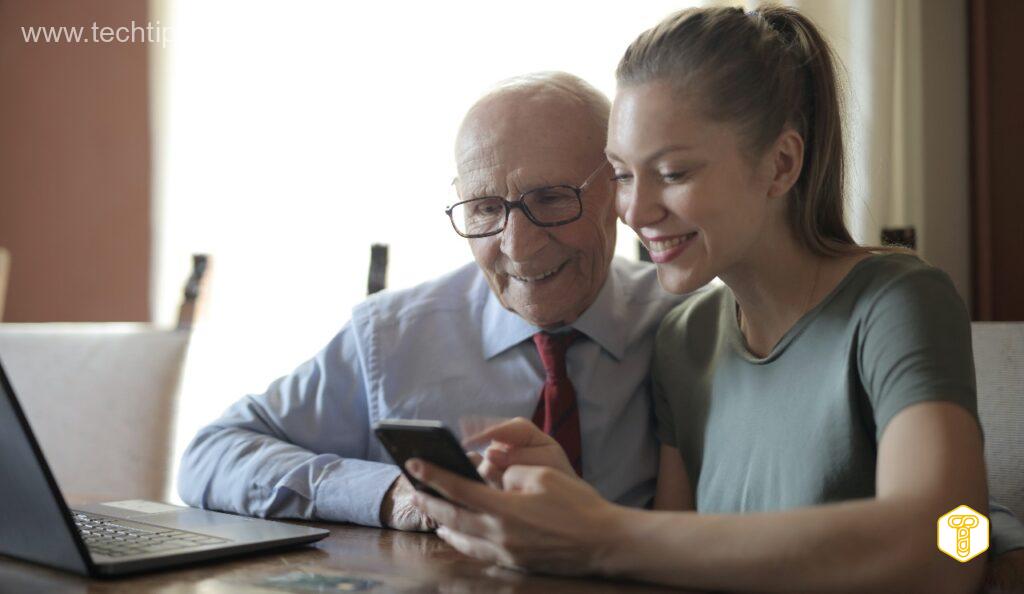 How to prepare a smartphone for a senior