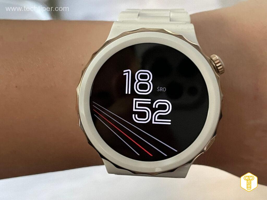 Watch gt 3 pro обзор. Часы мимо. Экраны часов Huawei gt3. Часы Хуавей белая керамика. Huawei watch gt 3 Pro Ceramic.