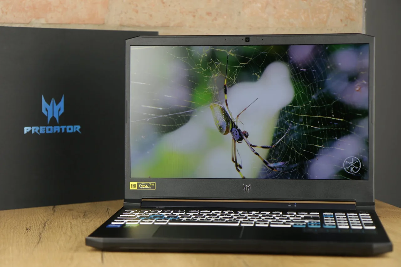 Acer Predator Helios 300 review – you can see immediately that this is a laptop for players