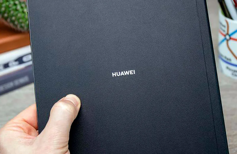 Huawei MatePad Paper is a hybrid e-reader