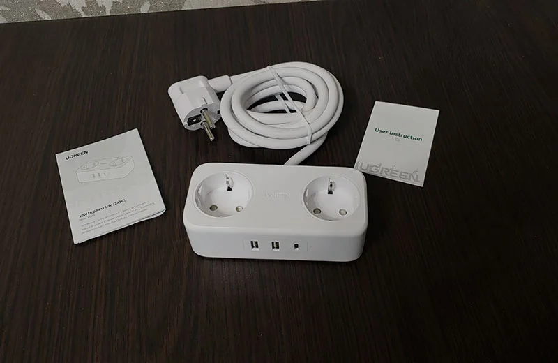 Ugreen DigiNest Life 30W review: universal extension cord for two sockets with USB-A and USB-C