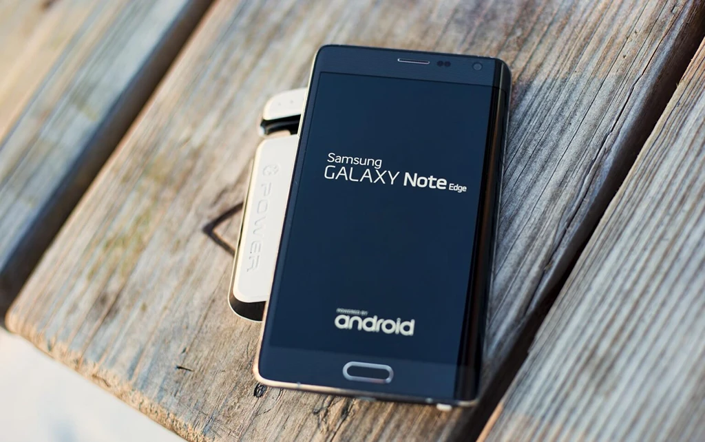 Who was the fastest to bring an Android 12 smartphone to the market?