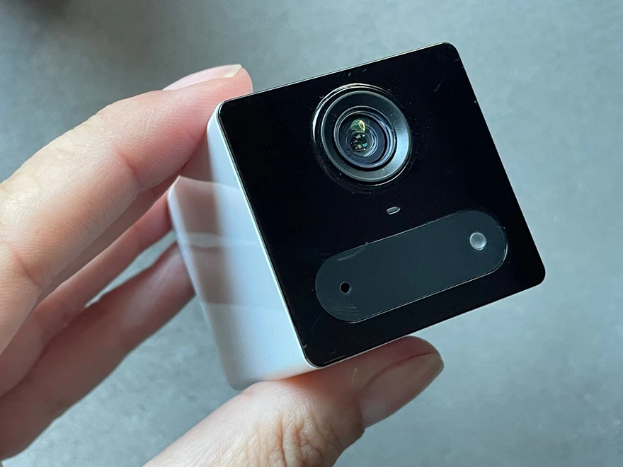 EZVIZ BM1 - camera lens and sensors