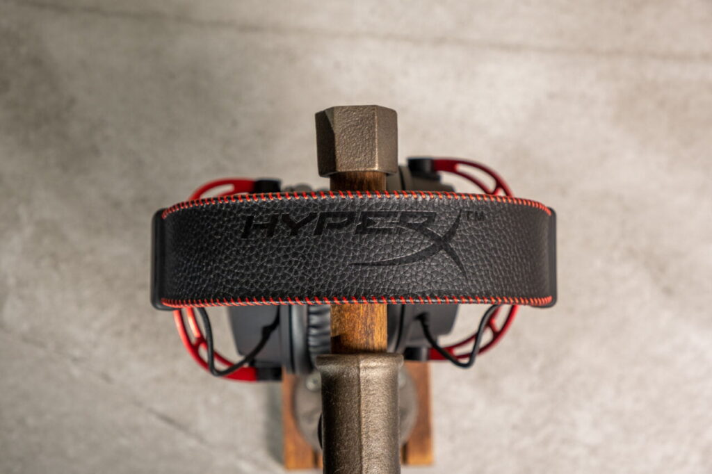 HyperX Cloud Alpha Wireless headband