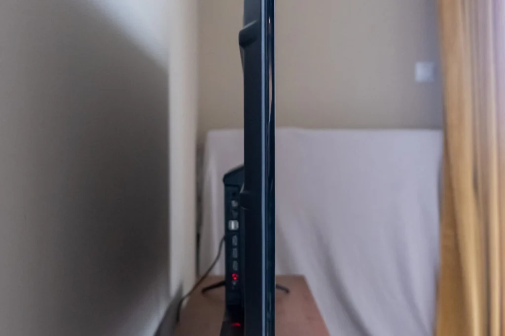 Realme TV RMV2005 from the side