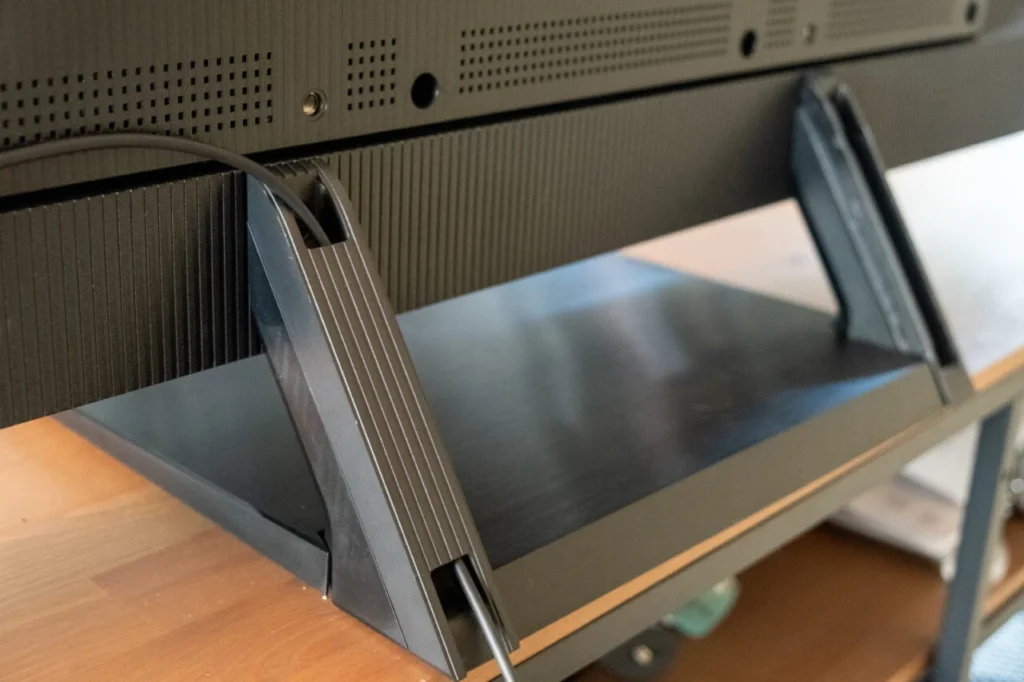  TCL C735 TV - Back and Stand Details