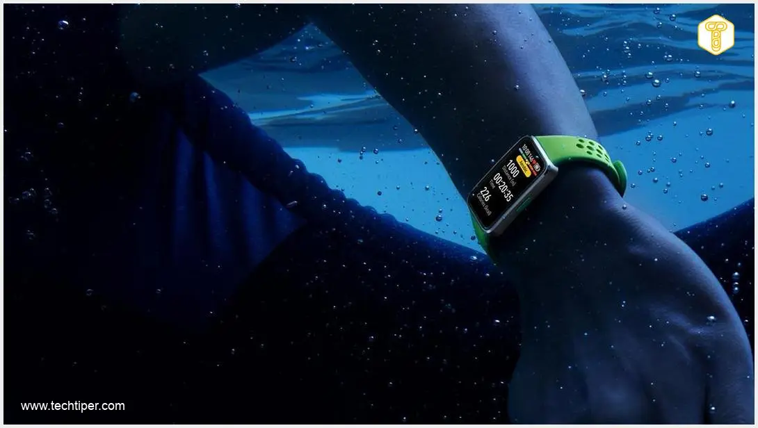 Image showing Huawei Band 10 Fitness Tracker in action