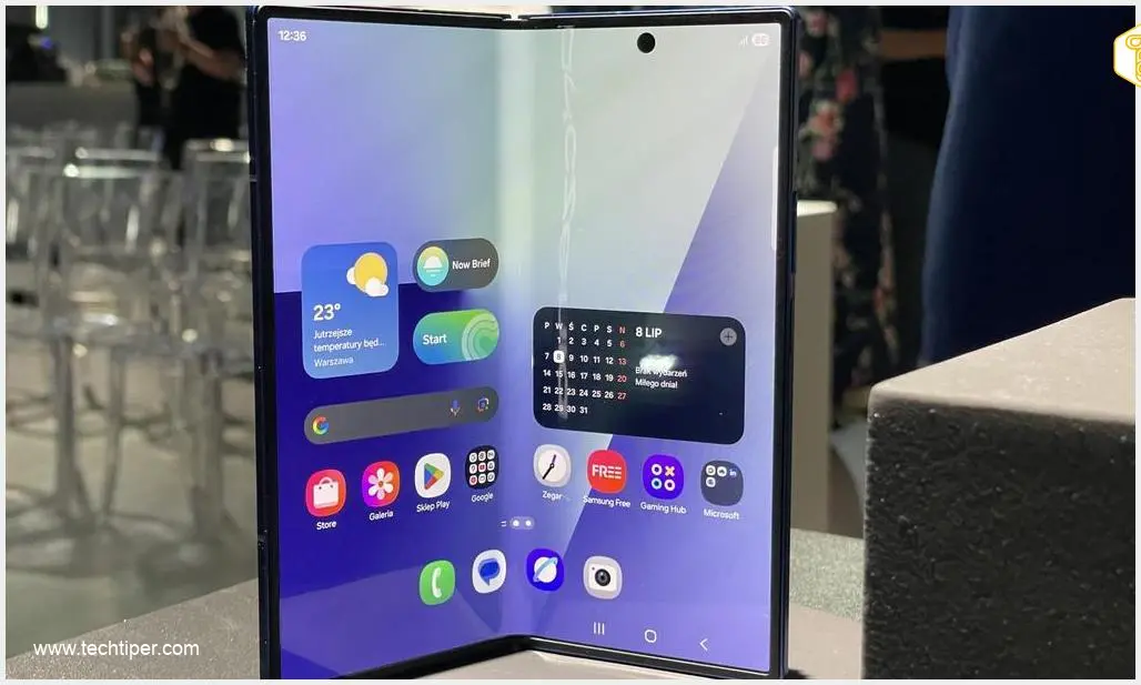 Image showing Samsung Galaxy Z Fold Wide dummy units