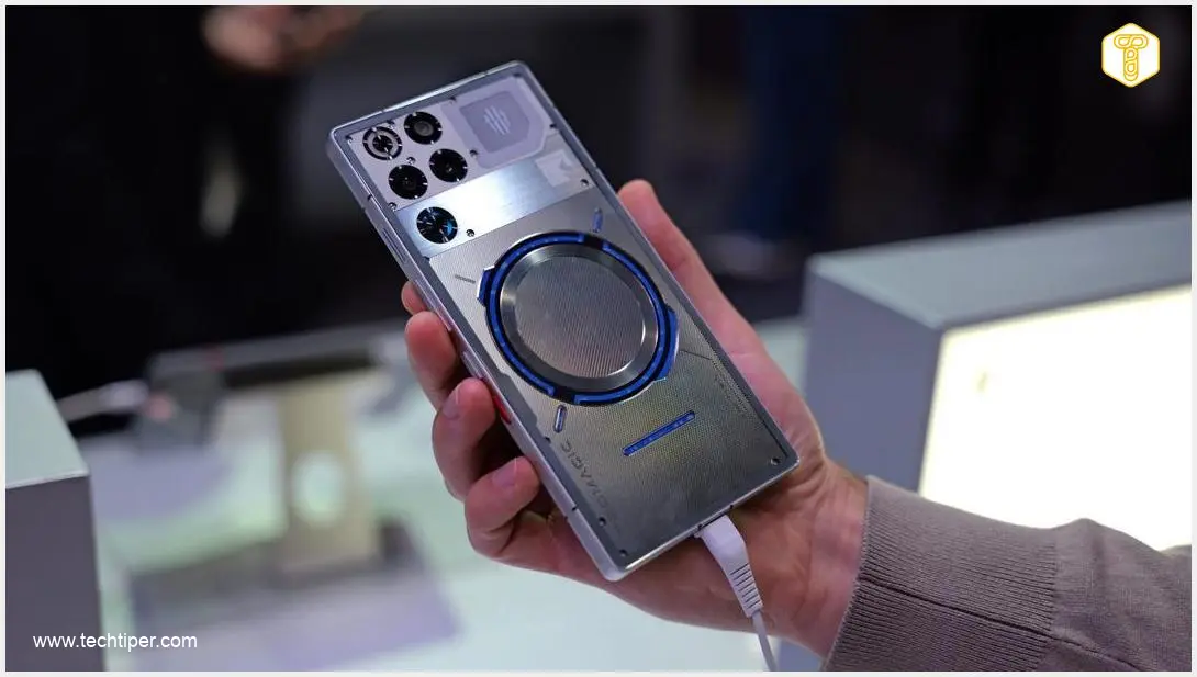 Image showing Smartphone displaying benchmark results