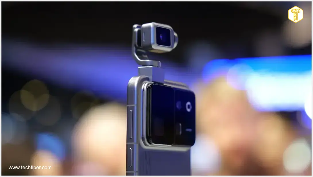 Image showing HONOR Robot Phone gimbal camera concept