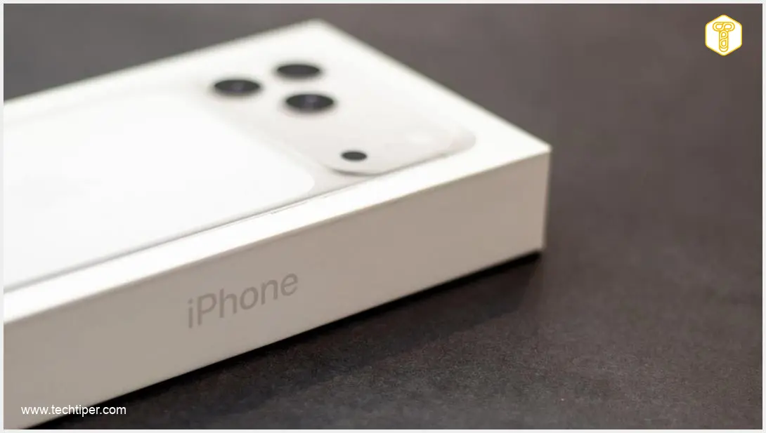 Image showing iPhone Ultra Silver and Dark Blue Foldable